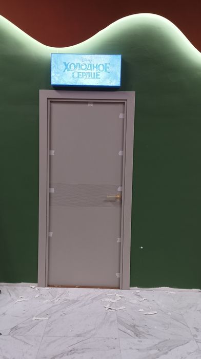 Установка межкомнатных дверей.