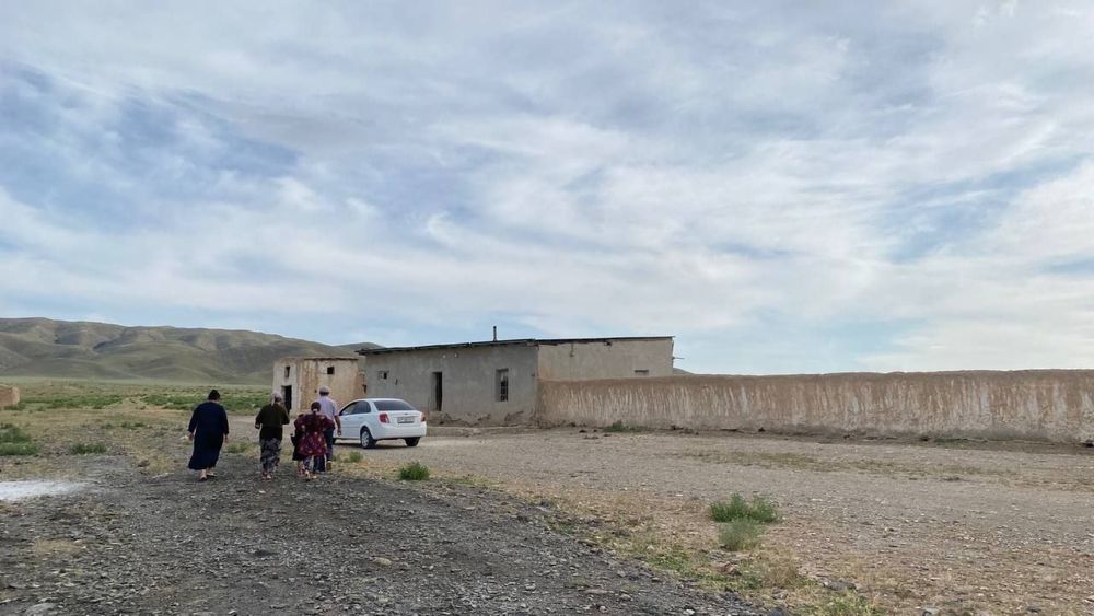 АТАР СРОЧНА Продаётся атар срочна сотилади навоида номер 1