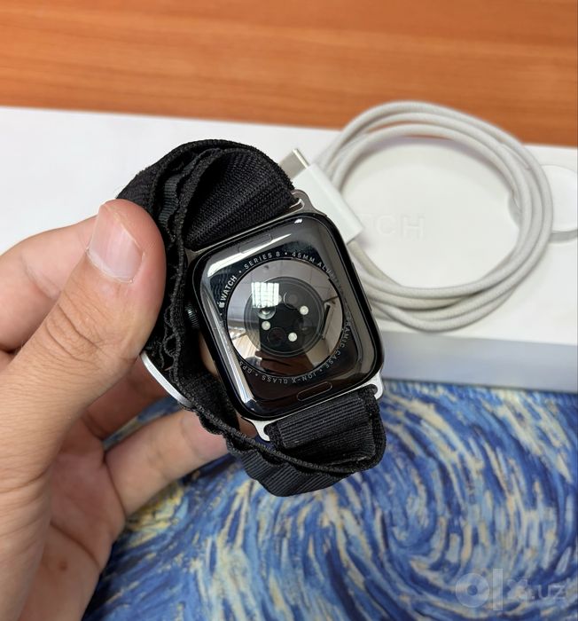 Apple Watch 8 45mm 94%