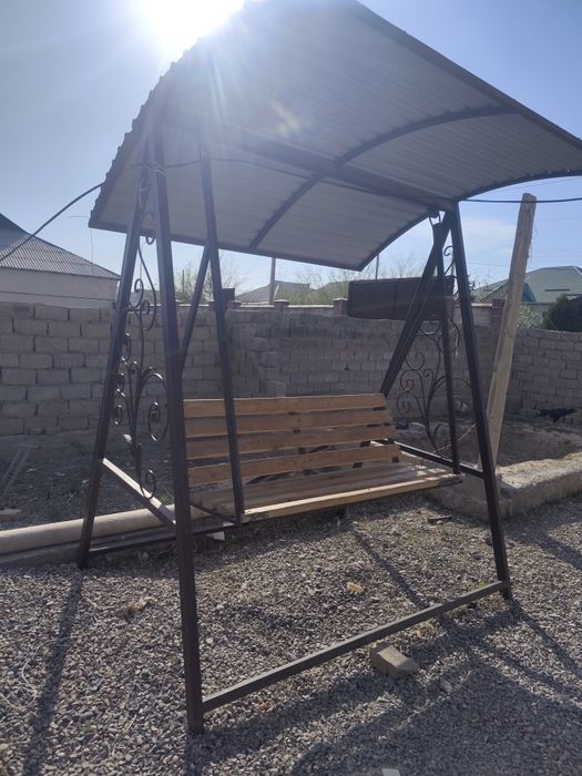 Качеля и мангал сатылады