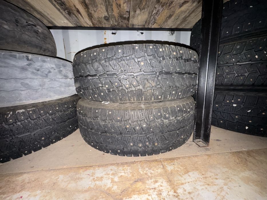 Продам зимние шины на хайс