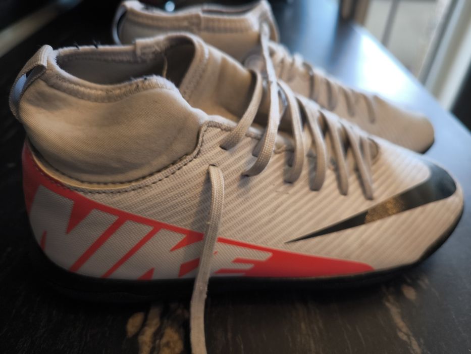 Стоножки за игра Nike N 37.5