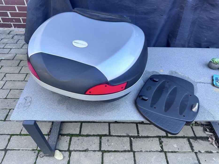 Topcase Ducati Performance cu spatar pasager