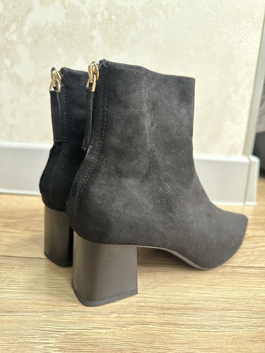 Женская обувь Замшевые ботильоны