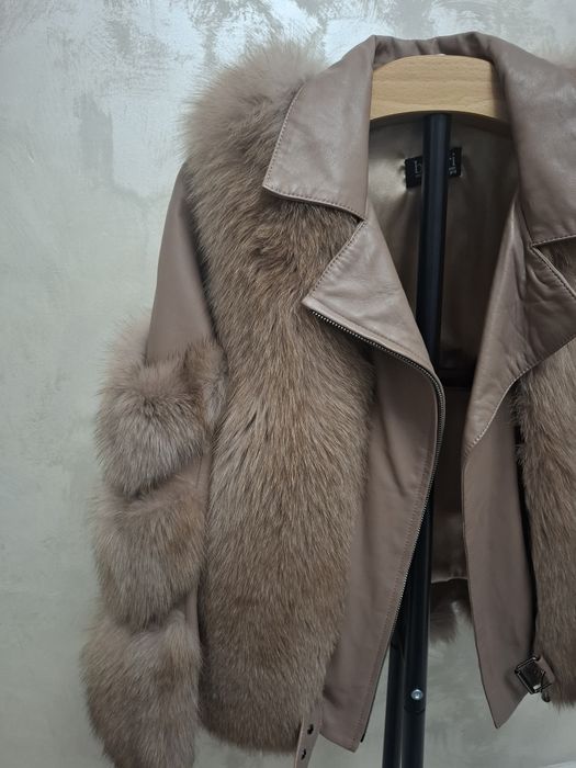 Haina de blana vulpe si piele naturala mărimea S