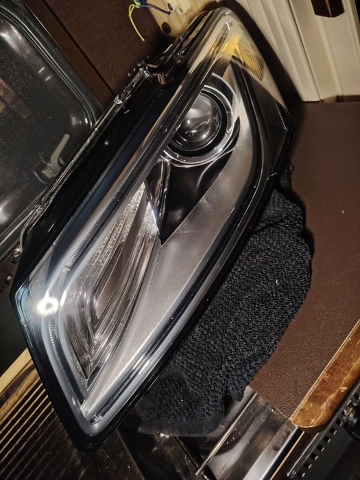 Ляв фар за Audi Q5 от 2012 до 2016г