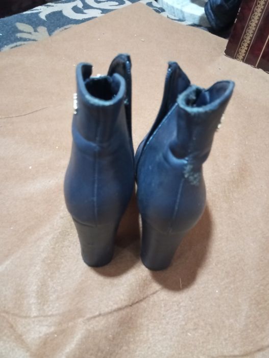 Женские полусапожка 39размер