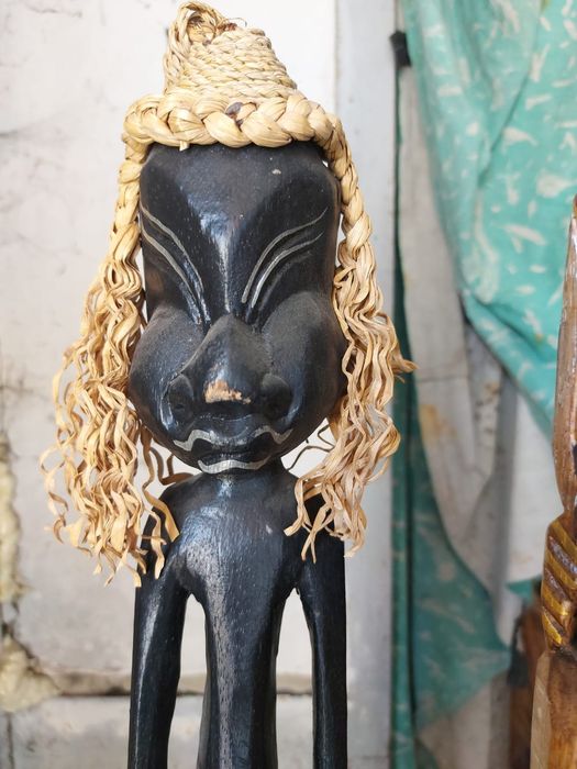 Продам статуэтки