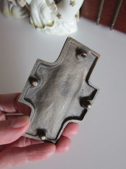 cadou rar Crucifix Cruce Mid Century bronz masiv Germany 1950