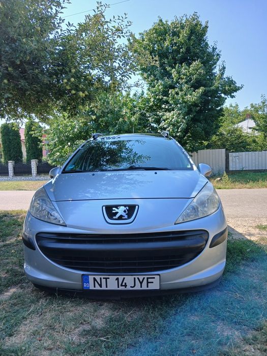 Peugeot 207 1.4 benzină