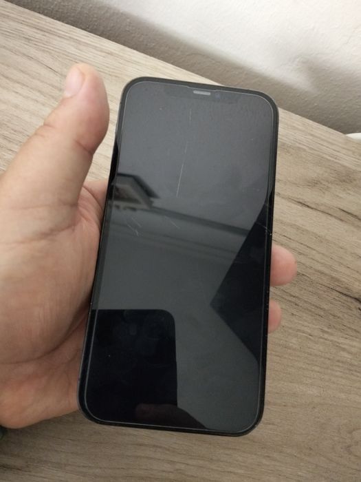 Vând iPhone 12 pro 128gb