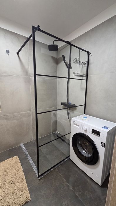 Inchiriez apartament str Abator Floresti