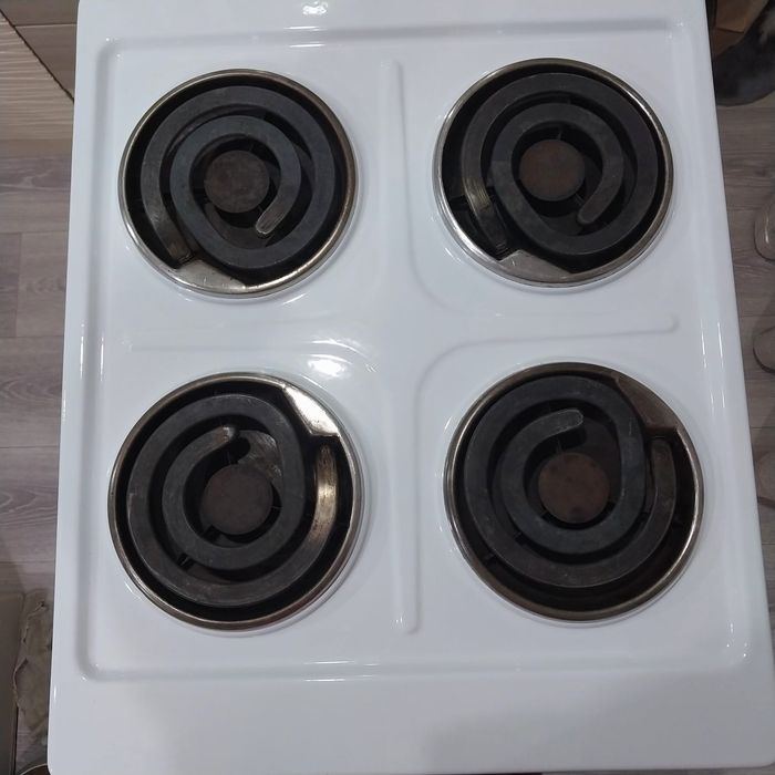 Продам электроплиту