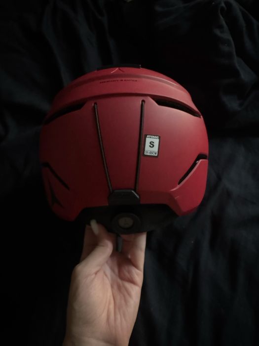 Женска ски каска