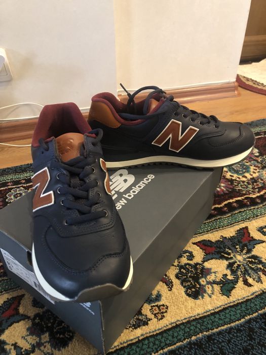 Спортивная обувь