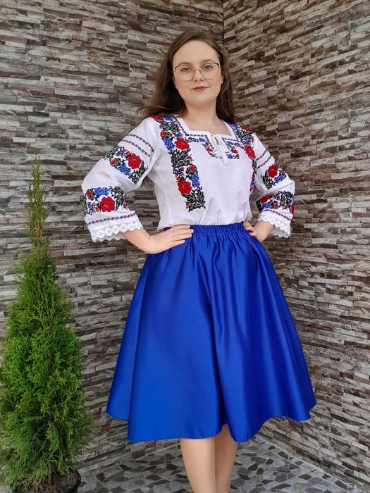 Fustă în stil cloș din tafta cu elastic în talie