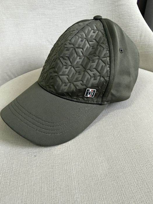 Шапка с козирка Tommy Hilfiger