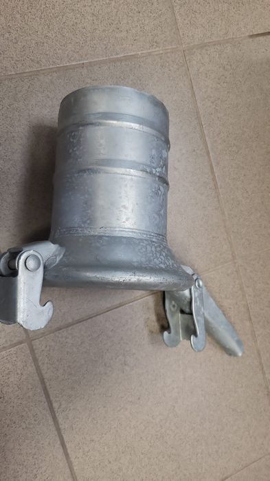 Mufa vidanja mama de 150 mm cu cirlige și mâner preț 360 lei avem toat