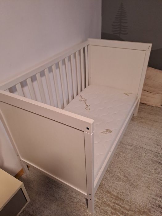 Бебешки легла / Икеа