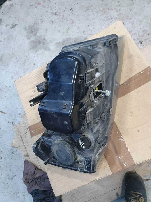 far xenon stanga land rover freelander 2