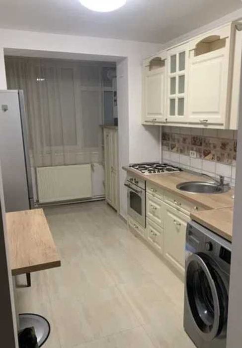 Дава се под наем Тристаен апартамент в Пловдив, Кършияка - 90 кв.м за 316.2 € - Снимка #3