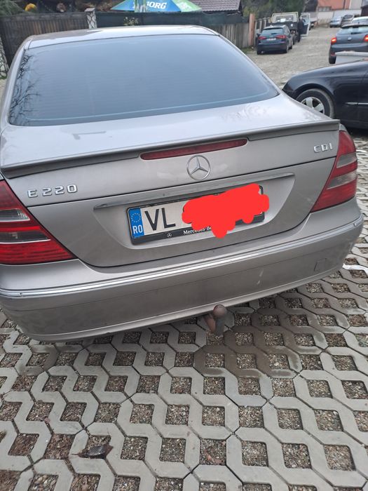 DOUA Mercedes E class