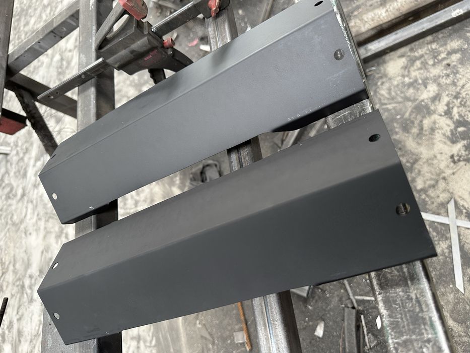 предпазител за горелките на газово барбекю