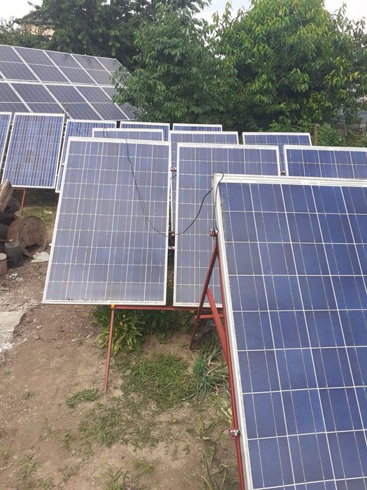 Vand panouri fotovoltaice 240w