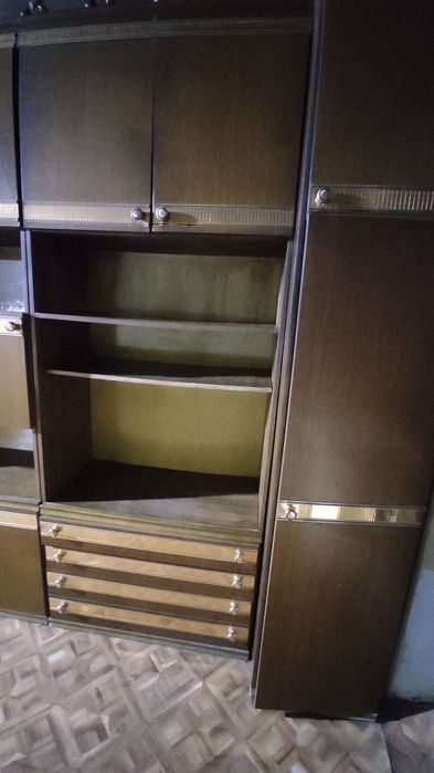 Продам Мебель бу стенка