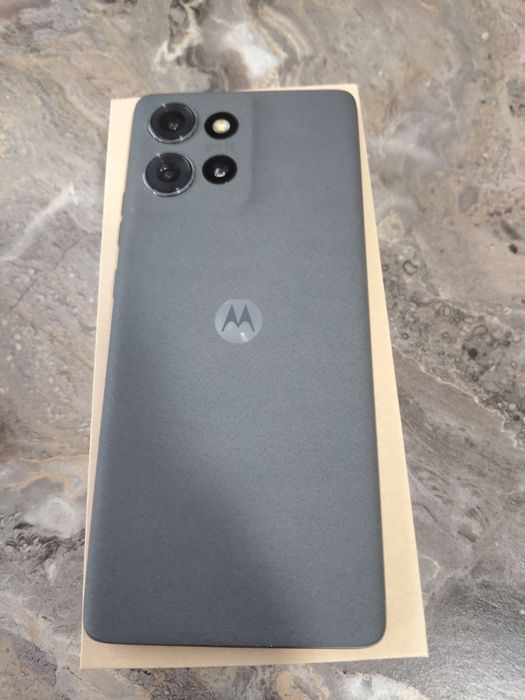 Telefon Motorola edge 50 FĂRĂ SCHUMBURI