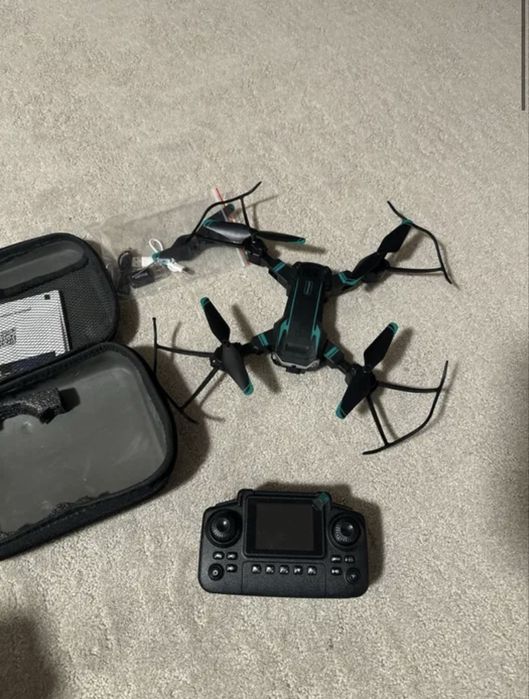Drona noua 8k, 5000 metri cu ecran digital