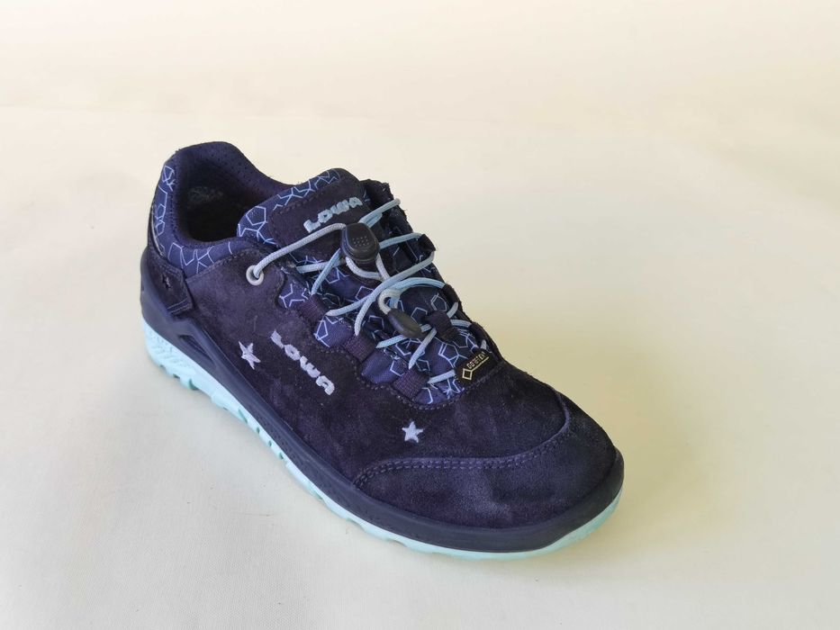 Bocanci copii ghete PIELE  munte 30 31 LOWA - GORETEX IMPERMEABILI