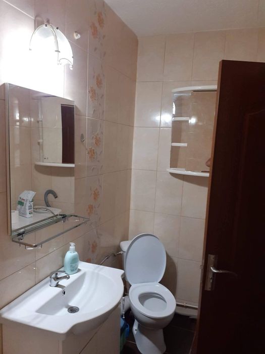 Închiriez apartament cu doua camere in Tudor