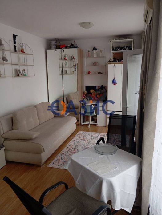 # 33268700 студио в Слънчев ден 6. Общо: 39кв м, 4ет,