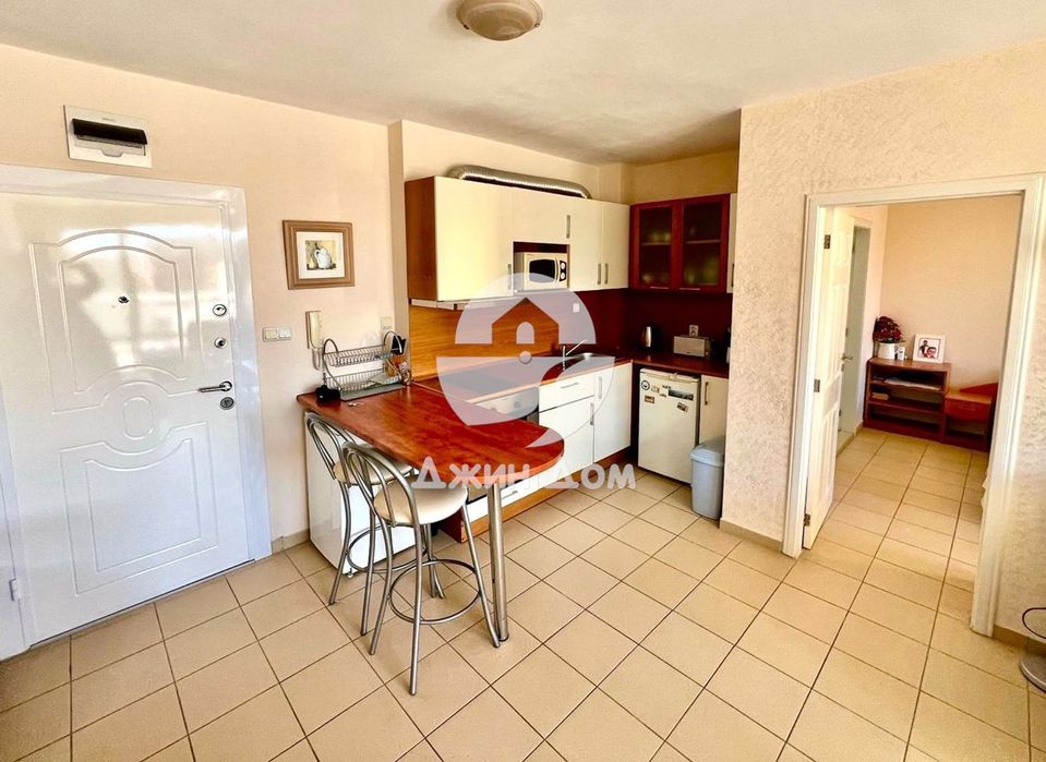 Продава се Тристаен апартамент в к.к. Слънчев бряг - 89 кв.м за 1203 €/кв.м - Снимка #2