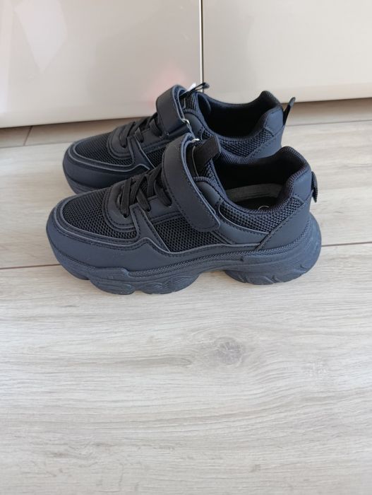 Нови маратонки 34 номер