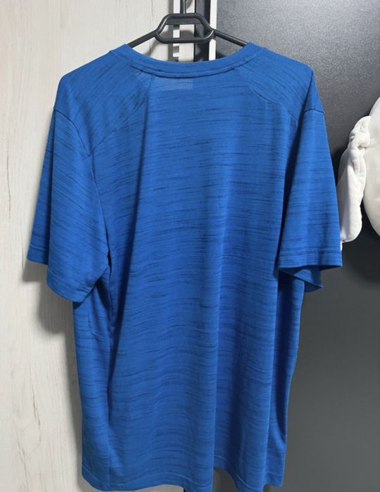 Tricou Albastru Nike, Model Dri-Fit, Mărime XL, Impecabil