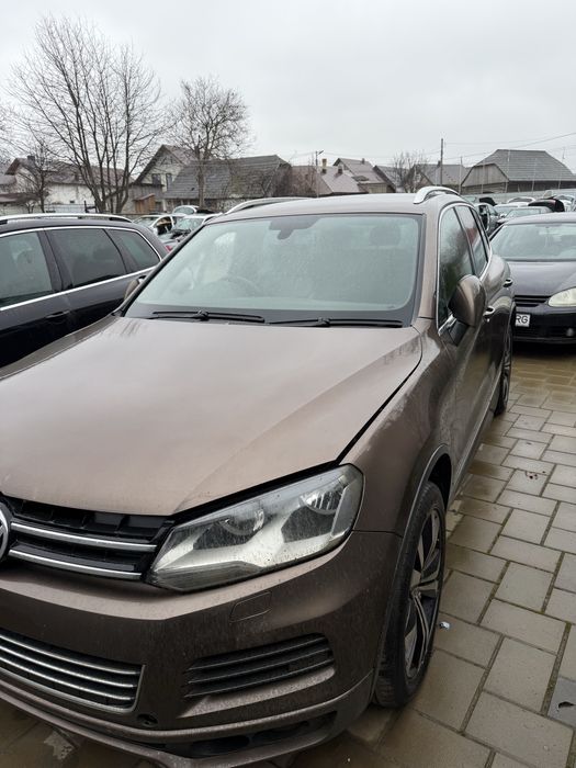 Fata completa vw touareg an 2012 3.0 diesel r line