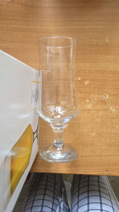 бокалы, пивные бокалы
