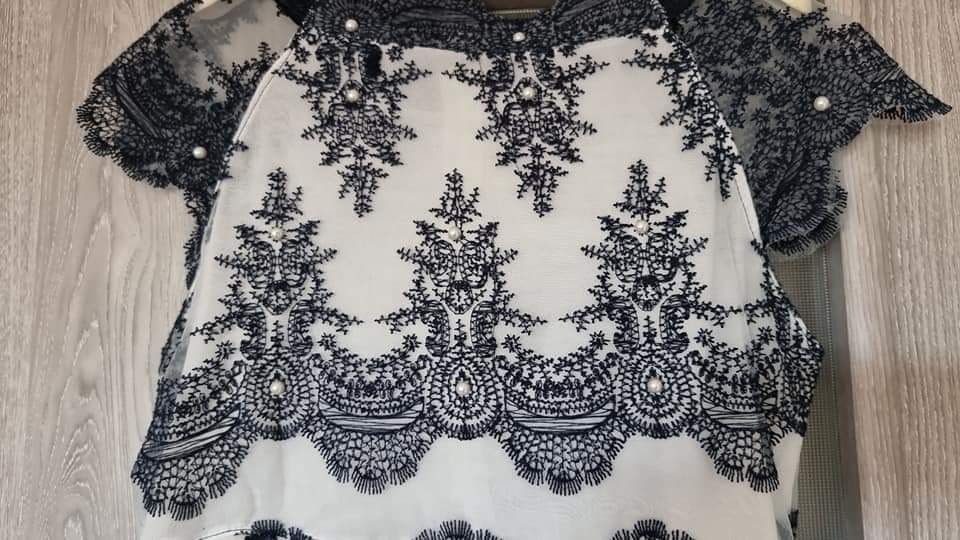 Rochie eleganta cu dantela