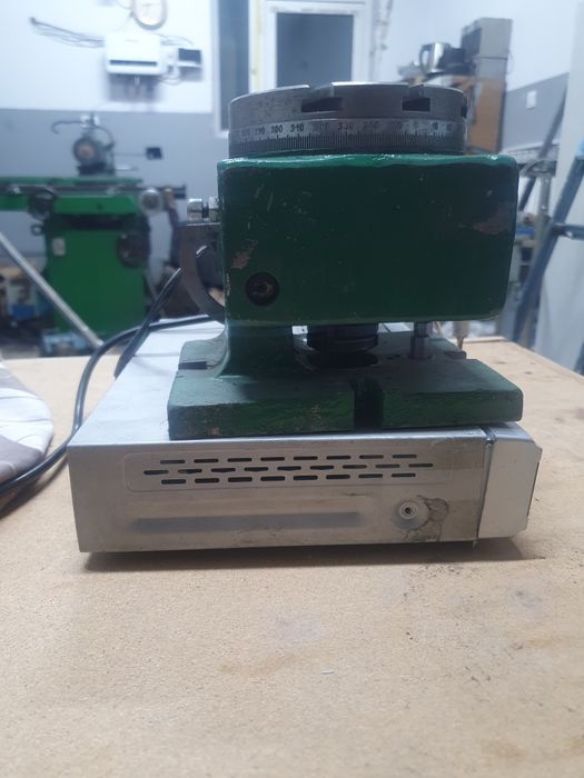 Синусная электронная делительная головка.