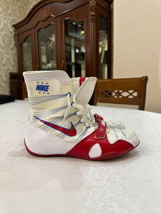 NIKE HYPERKO white red 43 размер