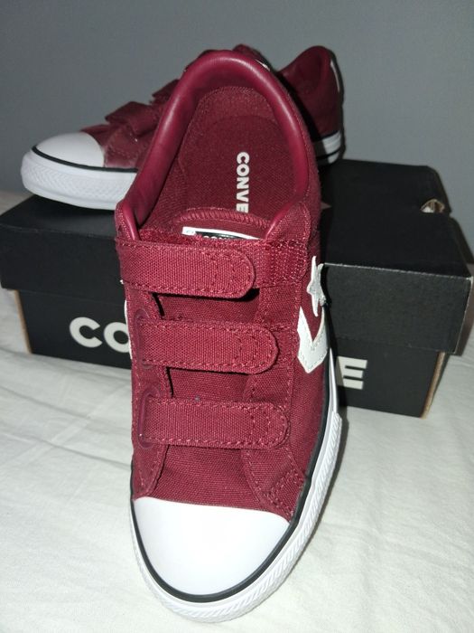 Tenișii Converse