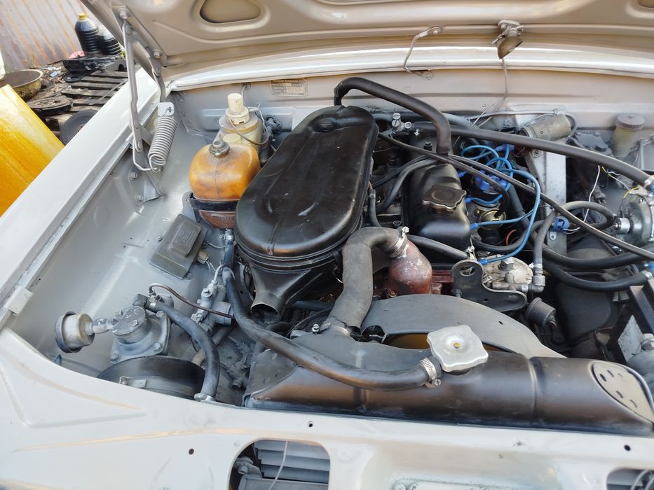 Продавам автентична Волга Газ 24