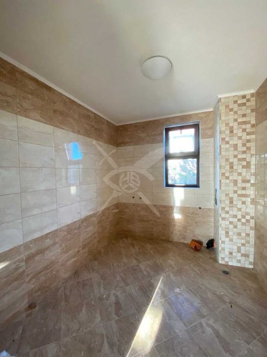 Продава се Къща в Свети Влас - 258 кв.м за 1202 €/кв.м - Снимка #4