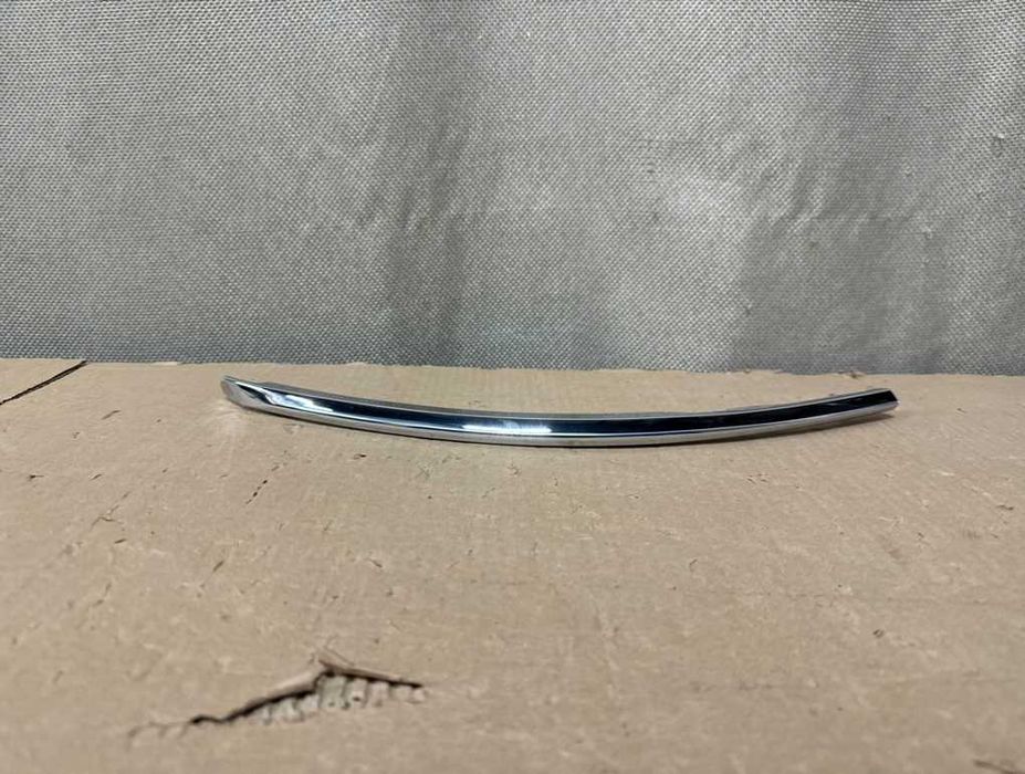 Молдинг заднего бампера правый Geely  Emgrand с 2021 г