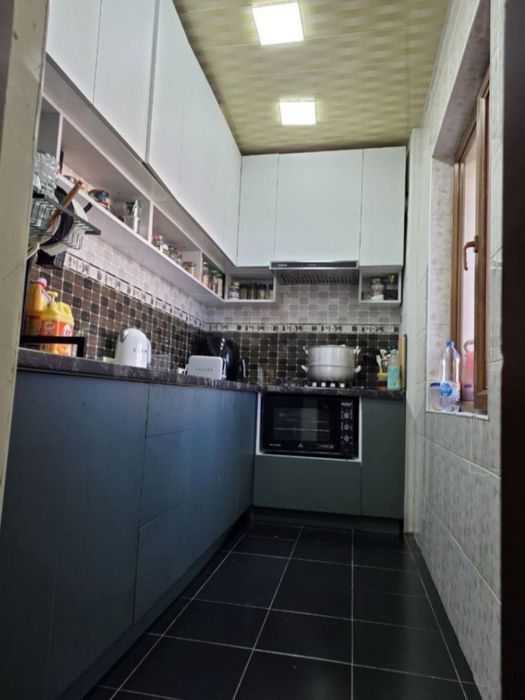 3 комнатная Сергели 7 Орт.Метро 3-Бекат,Под Евро,Площадь:90м2 х