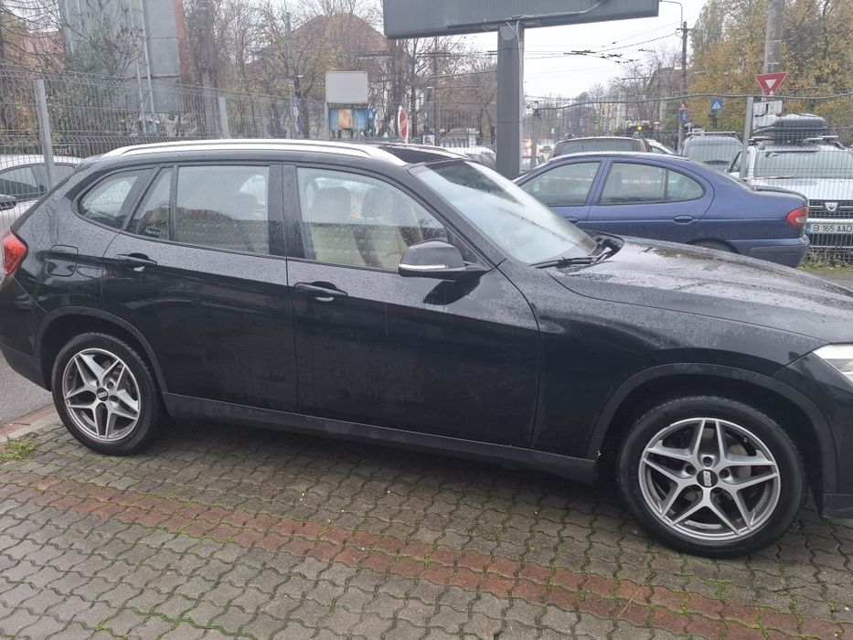 BMW X1 2013 — imagine 2