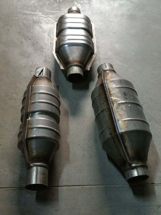 Catalizator nou universal