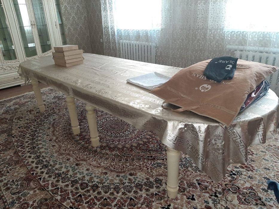 СРОЧНО продам стол